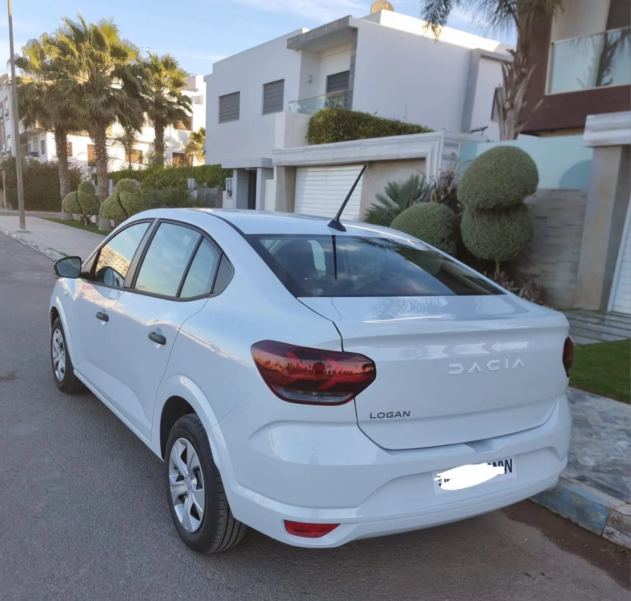 Dacia Logan — véhicule en location à Agadir